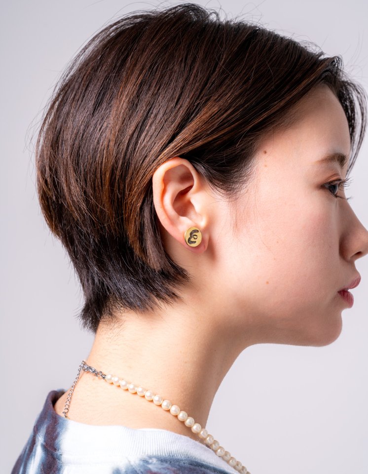 [23Spring] EFFECTEN(エフェクテン) E plate earrings (ピアス)